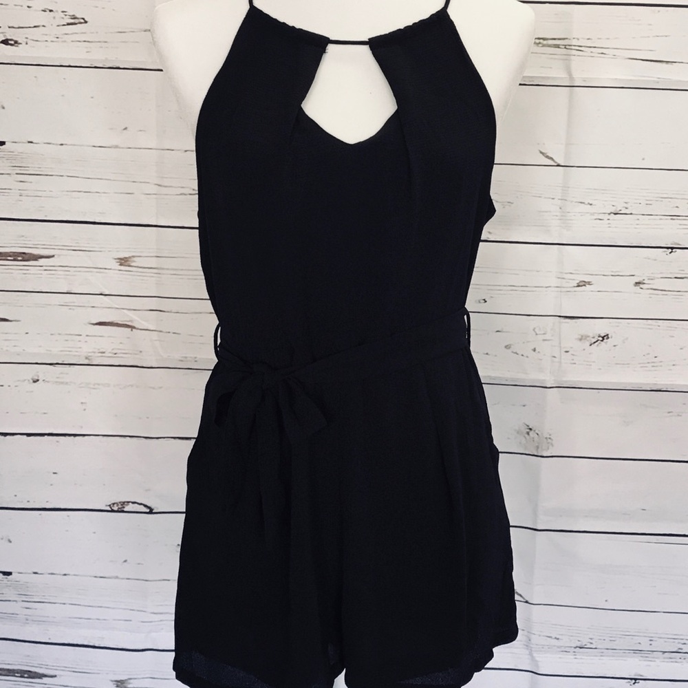 Romper - Picture 3 of 8